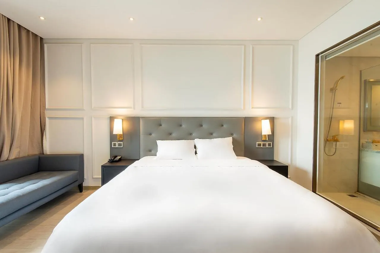 The Luxury Suites Da Nang 0*,  Vietnam