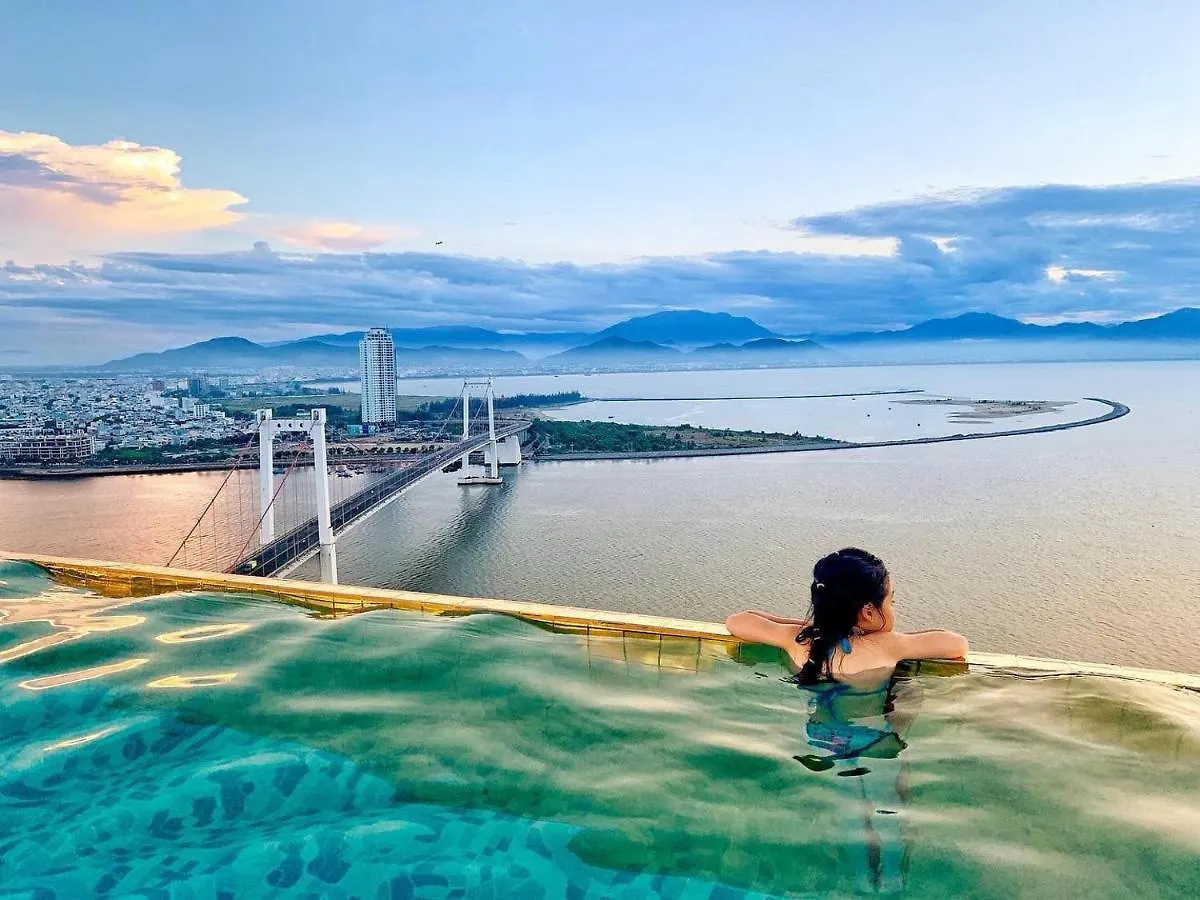 Apartment The Luxury Suites Da Nang