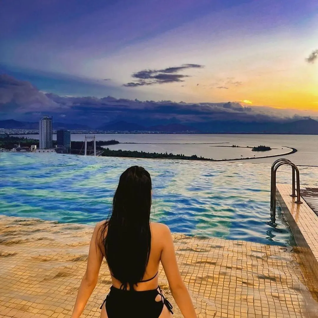 The Luxury Suites Da Nang Apartment